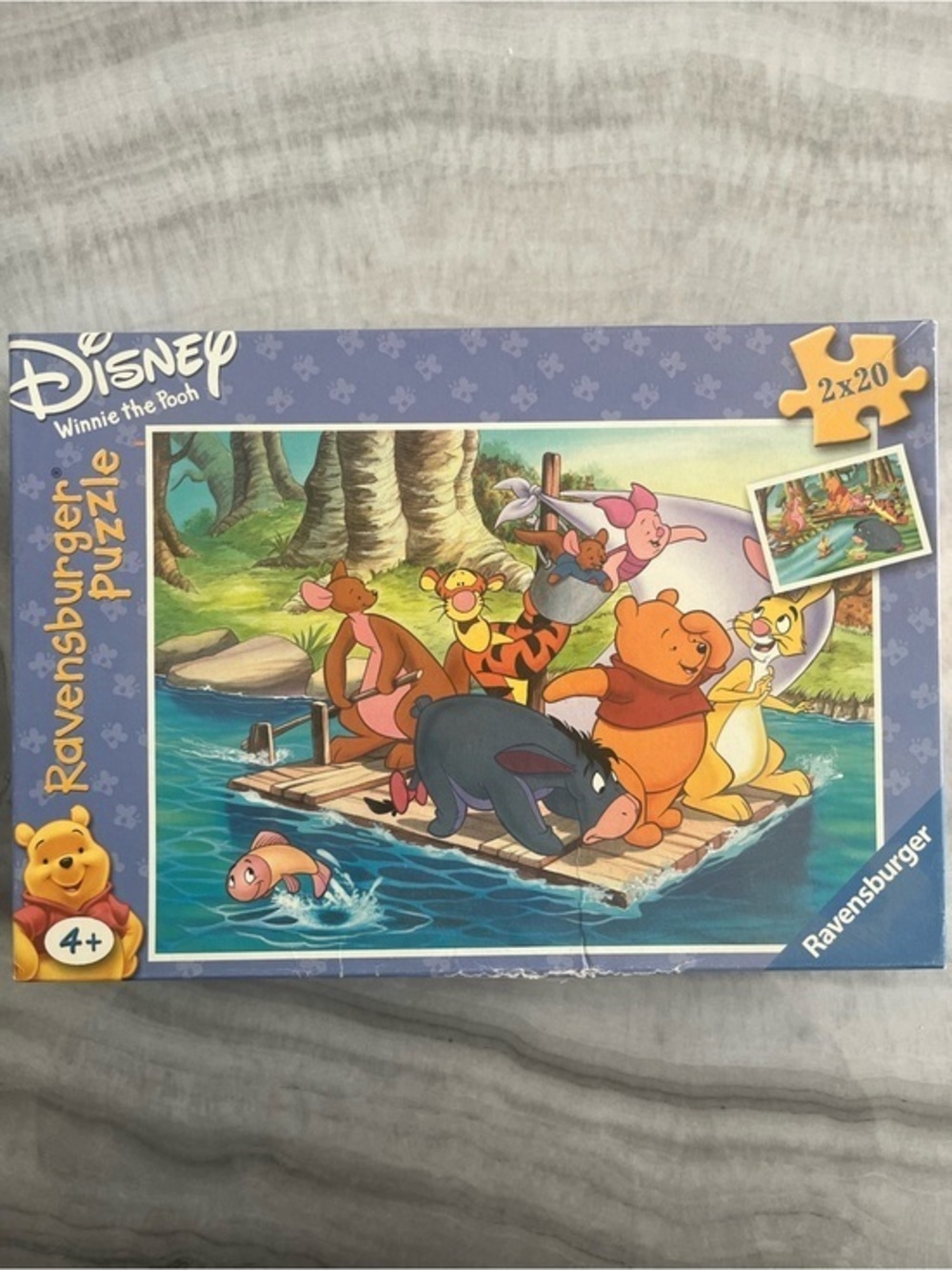 Disney Winnie the Pooh Puzzle - Blue, Green, Orange, Yellow Scene